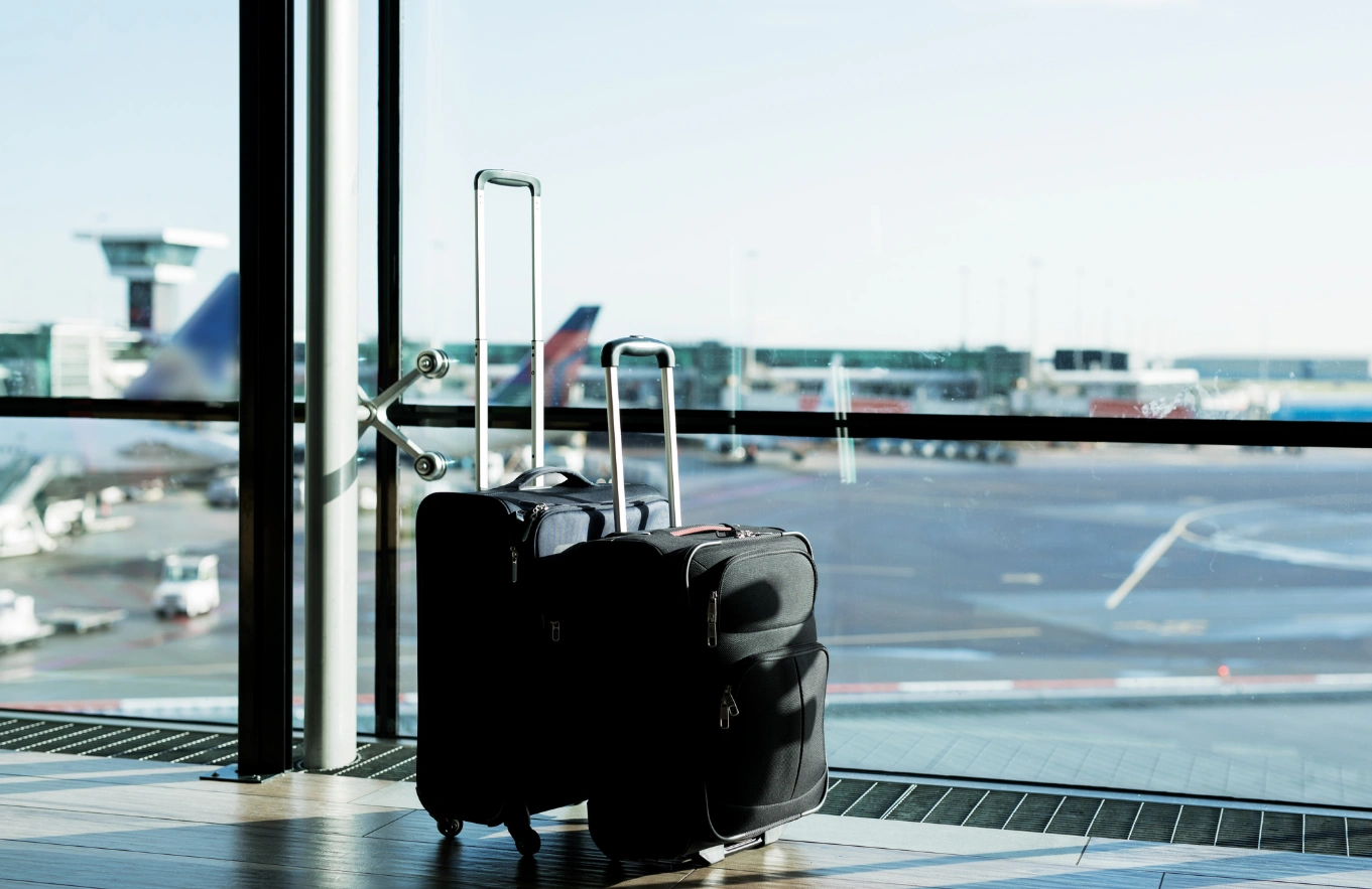 Tijdens ziekte op vakantie: Is een werknemer verplicht om dit vooraf te melden bij de werkgever?